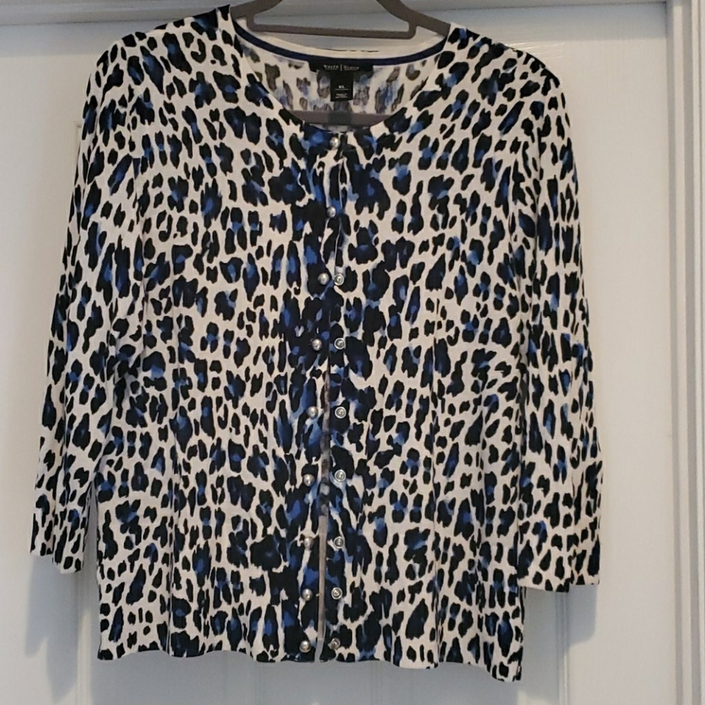WHBM 3/4 Sleeve Blue Leopard, Snap Cardigan